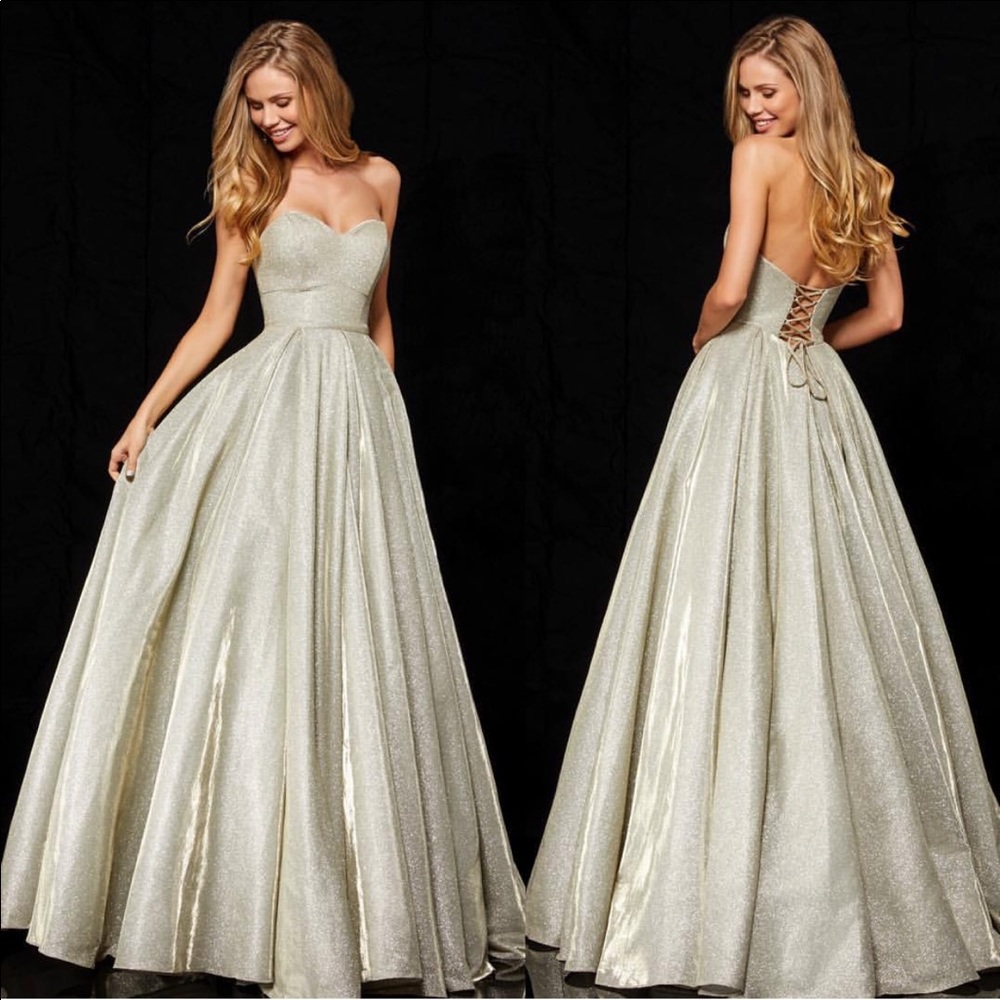 Sherri hill dress